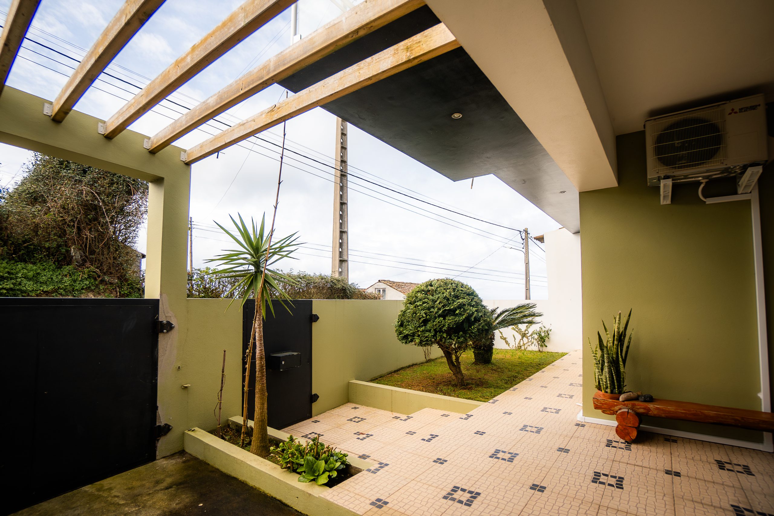 Azores Mountain View — interior