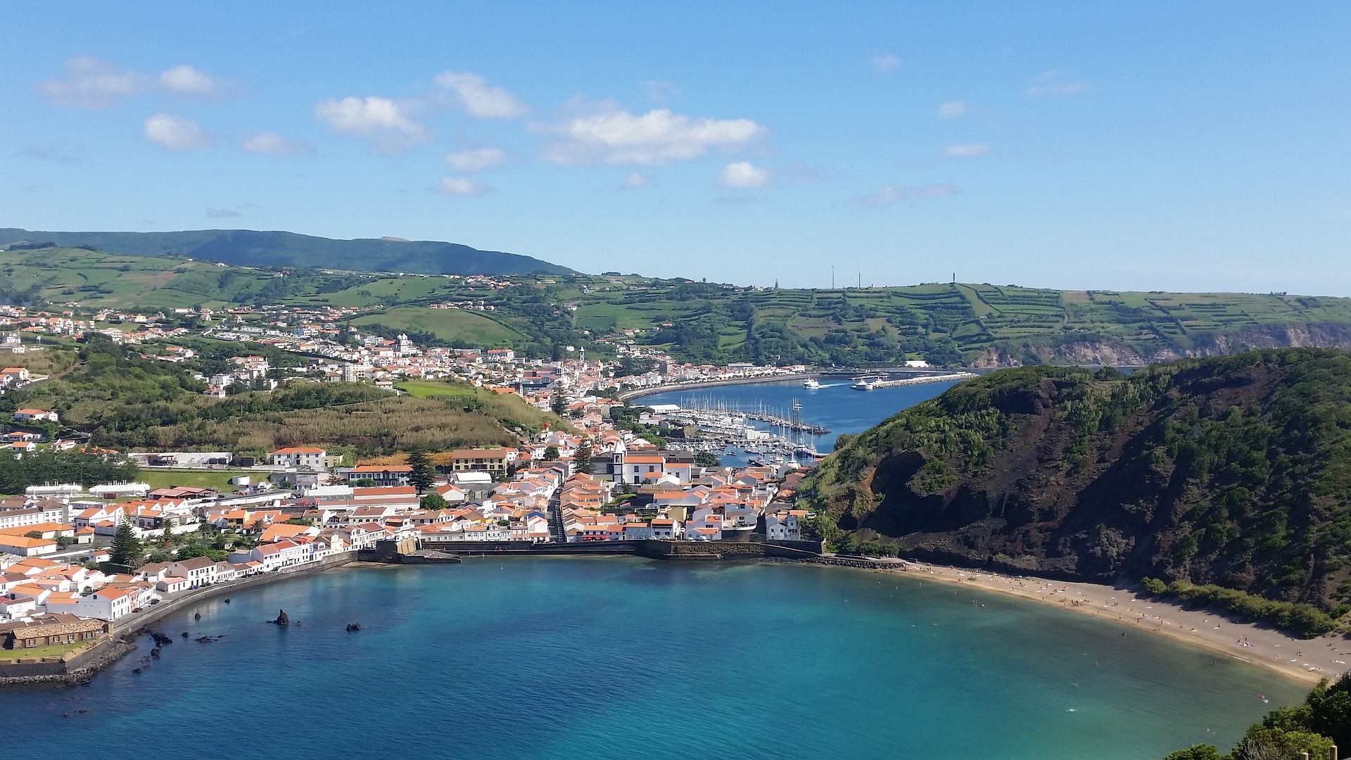 azores-g21215a059-1920.jpg